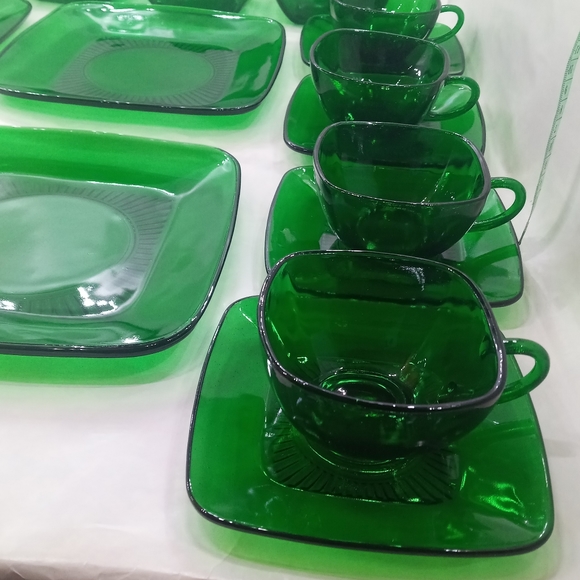 Anchor Hocking Forest Green Charm Vintage 4 piece set of Dishes - Picture 2 of 7